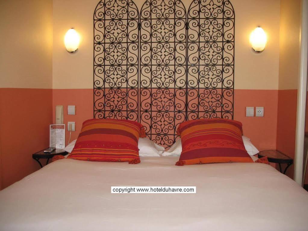 Hotel De Caen Bagian luar foto