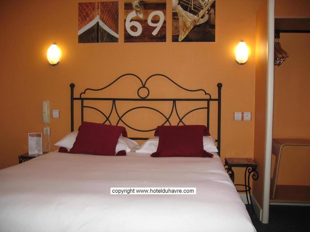 Hotel De Caen Bagian luar foto
