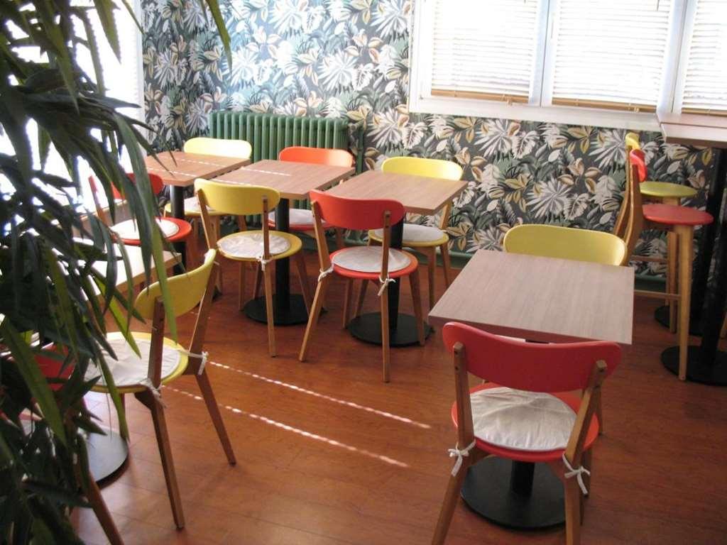 Hotel De Caen Restoran foto
