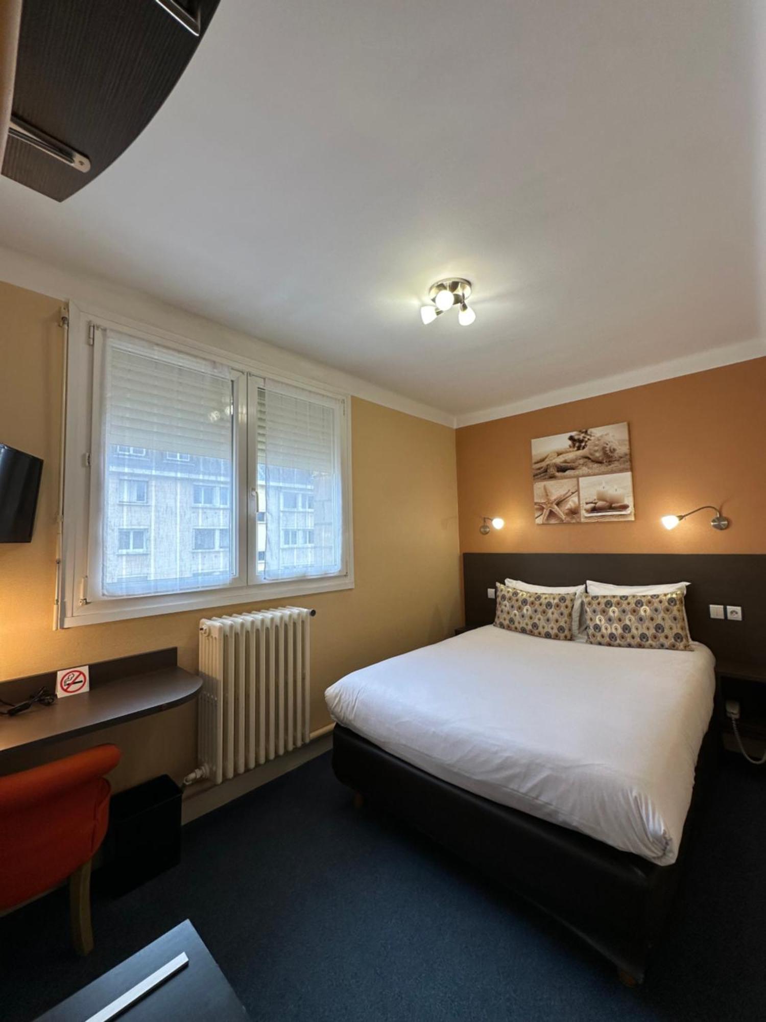Hotel De Caen Ruang foto